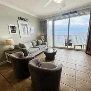 Boardwalk 1406 Apartment
