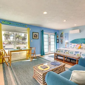 Pcb With Private Patio Steps To Beach! Apartment